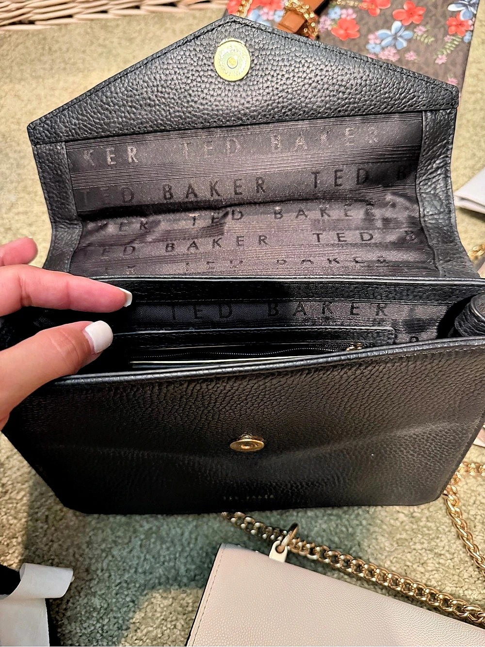 Ted Baker Black Chain Crossbody Bag - Picture 2 of 3
